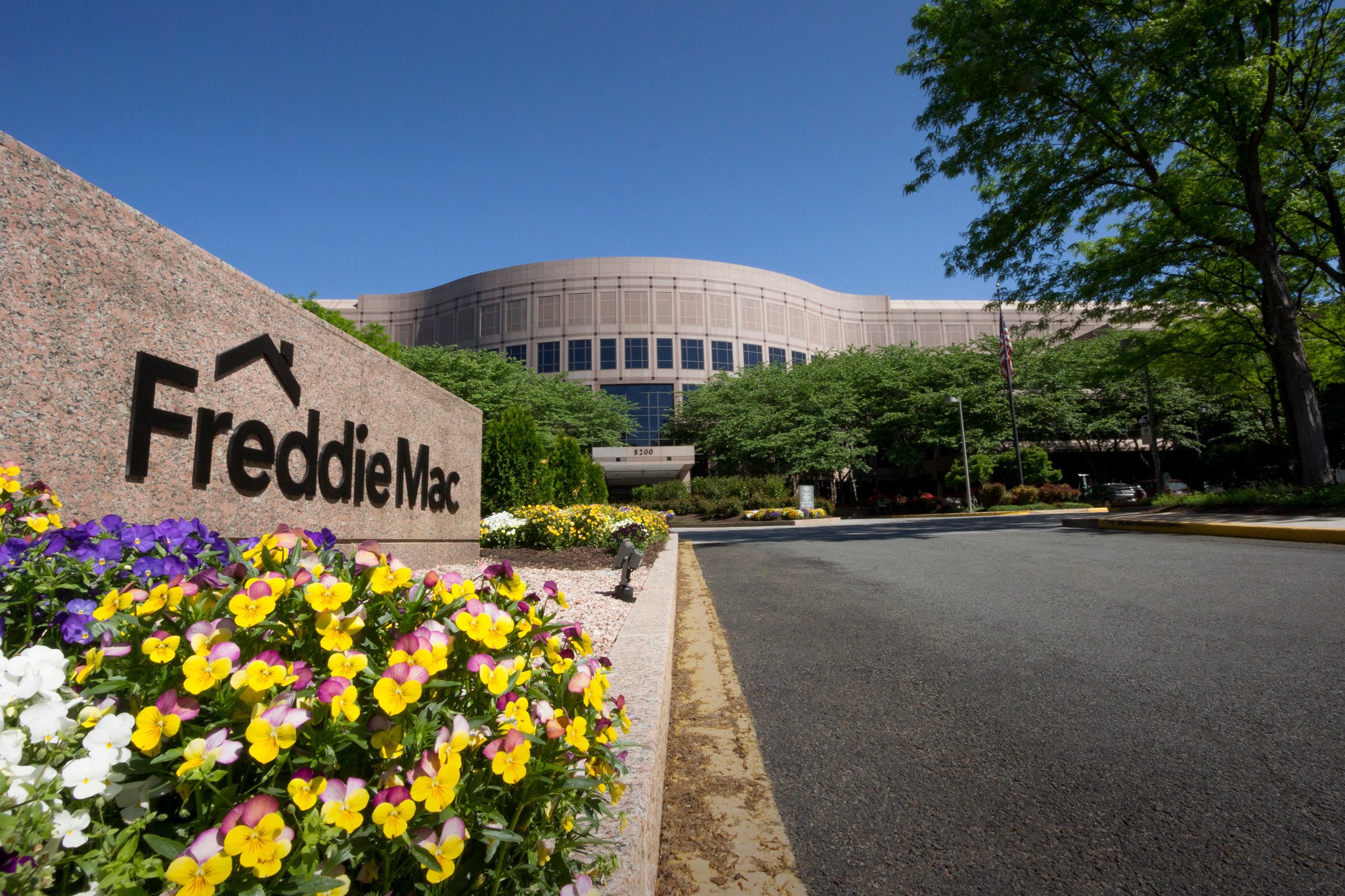 Freddie Mac Sees Positive Growth in 2024 for MultiFamily Florida
