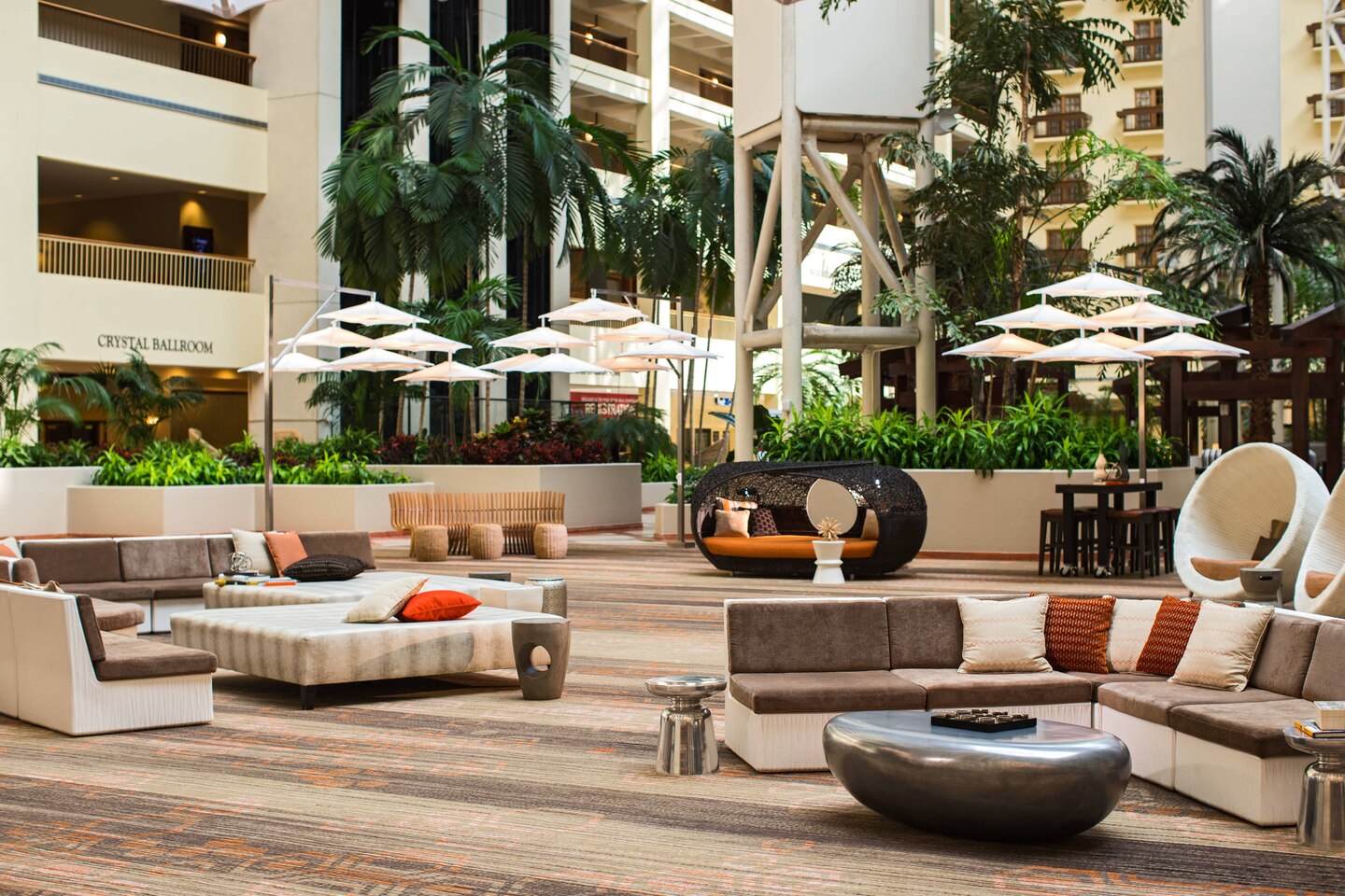 photo of atrium at Renaissance SeaWorld Orlando hotel