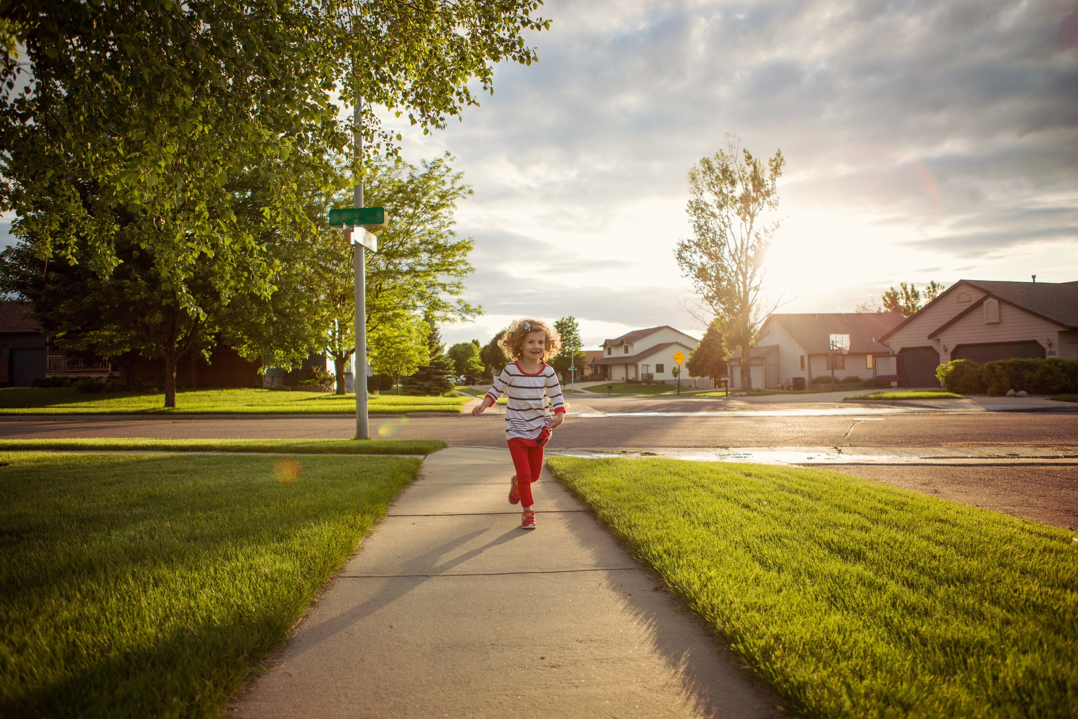 Sidewalk. Area run