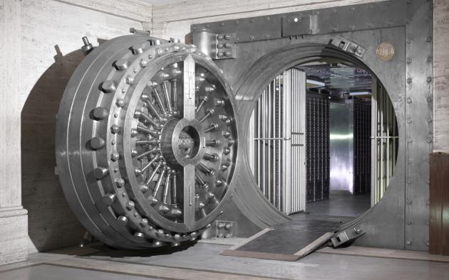 Large open bank valut door
