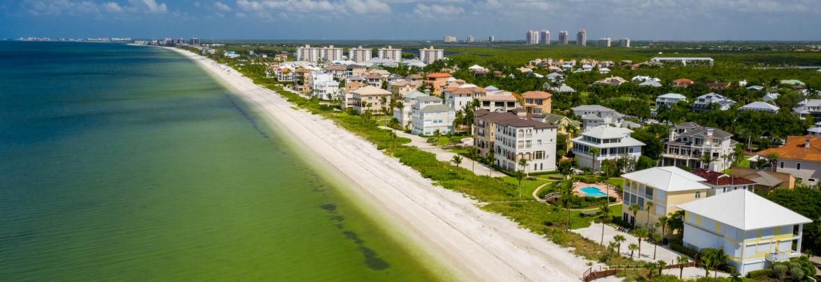 Luxury vacation homes Naples Barefoot Beach FL 