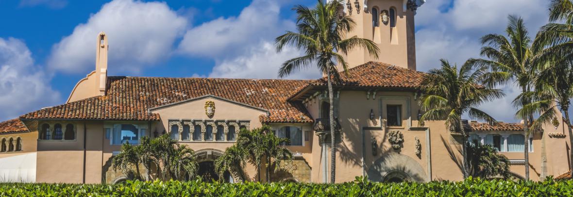 Outside photo of Trump's home, Mar-a-Lago