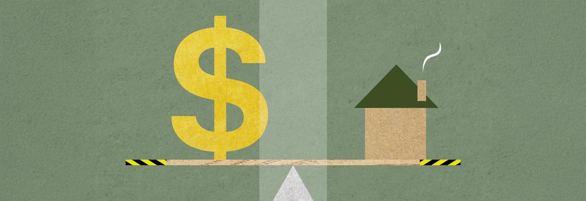 Steady interest rates depicted by a cartoon dollar sign and house on an equal scale 