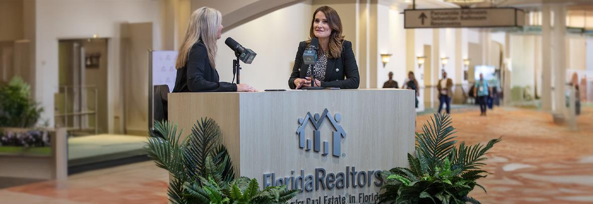 Tracy Velt interviews Christina Pappas at the FR convention 2025