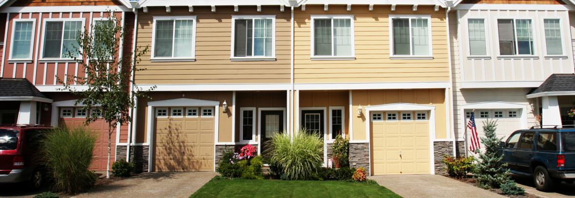 Four row home with good curb appeal