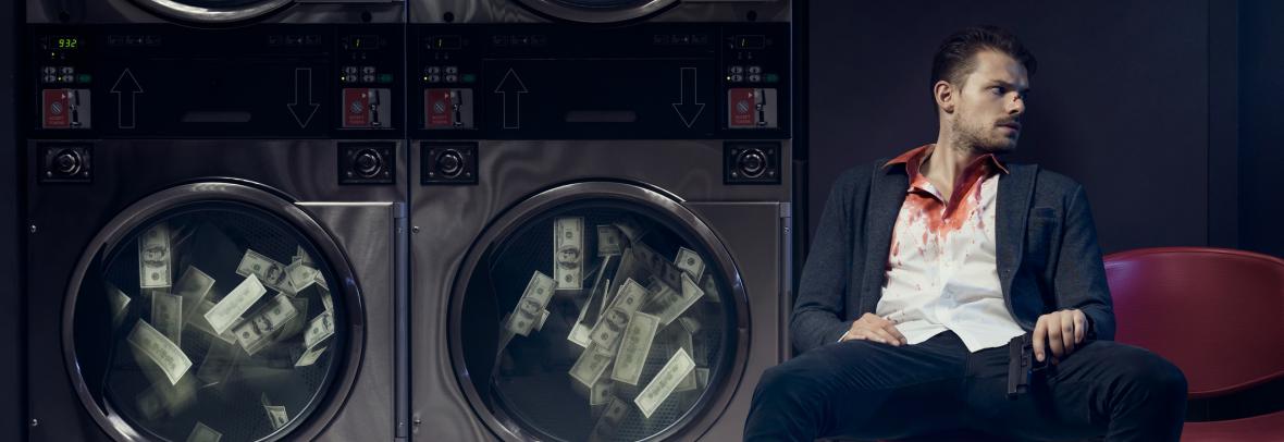 Many glances around as four washing machine launder money